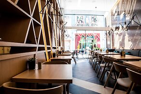 Athens Lodge by Athens Prime Hotels