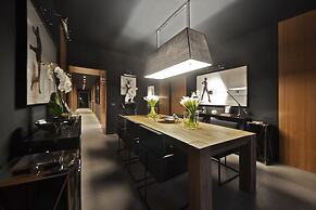 Parioli Place