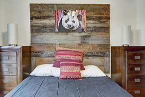 Destination Stays Griffintown Montreal