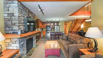 Pinnacle Ridge Chalets by Fernie Lodging