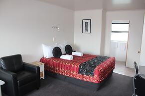 Kiwi Court Motel