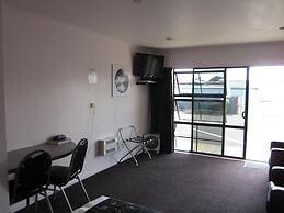 Kiwi Court Motel