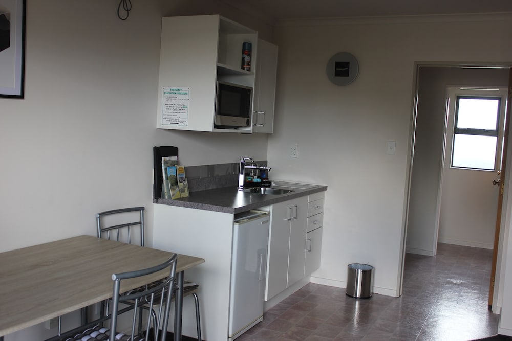 Kiwi Court Motel