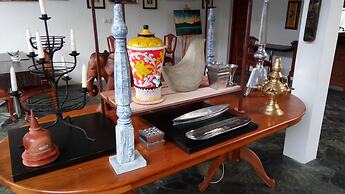 Atelier Kandy