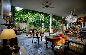 Atelier Kandy
