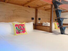 Dock Inn Tainan