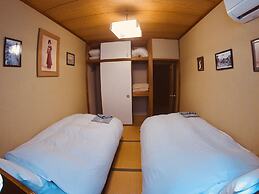 Uno Port INN