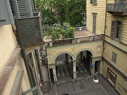 B&B Central Station