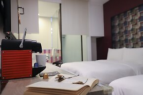 Aroma Chew Hotel