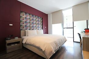Aroma Chew Hotel
