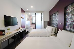 Aroma Chew Hotel