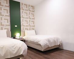 Aroma Chew Hotel