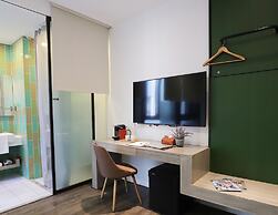 Aroma Chew Hotel