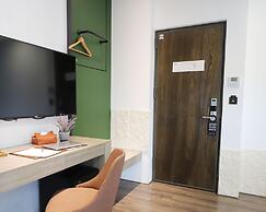 Aroma Chew Hotel