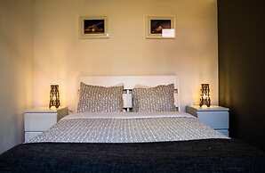 Low Cost Tourist Apts Palácio da Bolsa