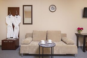 Hotel on Mokhovoy