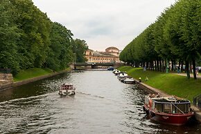 Hotel on Mokhovoy
