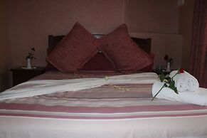 Rooms Palace
