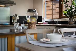 French Cottage