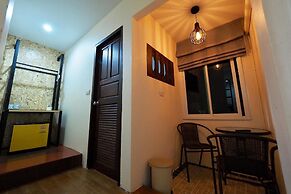 Fellow Hostel