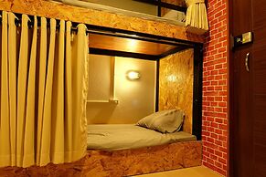 Fellow Hostel