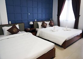 Poetic Hue Hotel