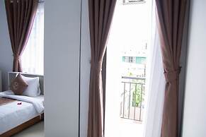 Poetic Hue Hotel