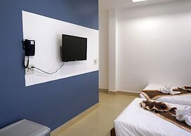 Poetic Hue Hotel