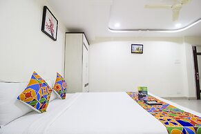 FabHotel Siri Inn Madhapur