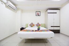 FabHotel Siri Inn Madhapur
