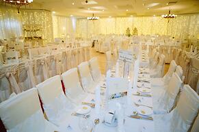 Downings Bay Hotel