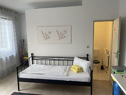 Maffei Apartments