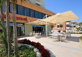 Hotel Caravel