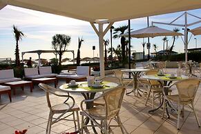 Hotel Caravel