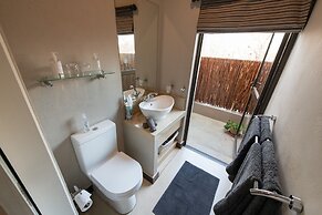 Nyaleti Lodge