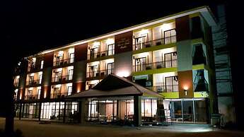 Tawan Anda Garden Hotel