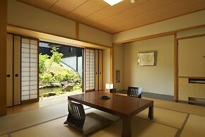 Hotel Kikori