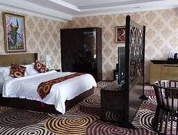 Royal Hinthar Hotel