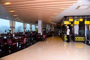 Royal Hinthar Hotel