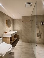 Good Hotel