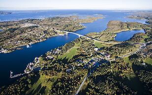 Dolmsundet Hotell Hitra