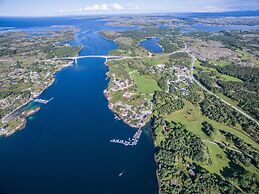 Dolmsundet Hotell Hitra