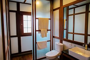 Suarapura Resort & Spa