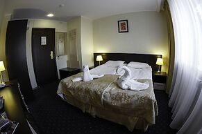 Desna Hotel