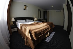 Desna Hotel