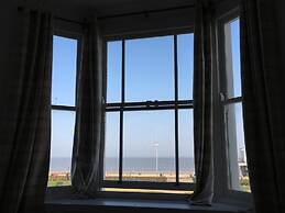 Moray Beachside Apartments