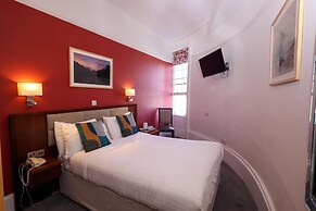 Manor Hotel