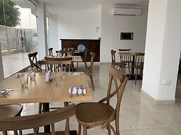 Hotel Mayales Plaza