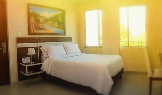 Hotel Mayales Plaza