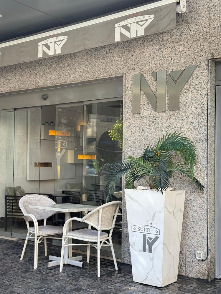 NY Suites Hotel